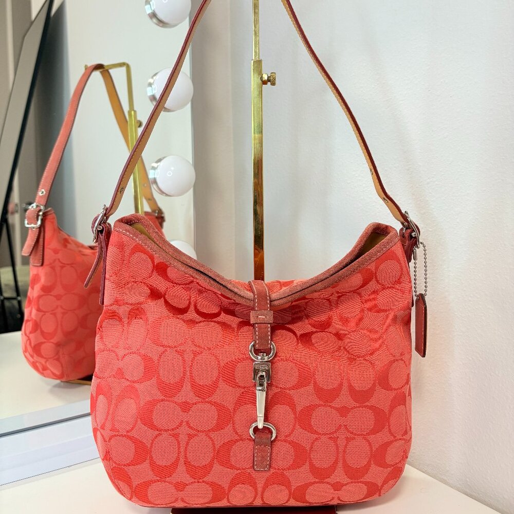 Coach Red Signature Hampton Clip Bag